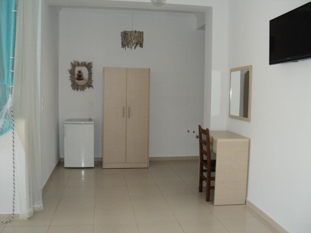 Vila Kosteli Himarë Habitación foto