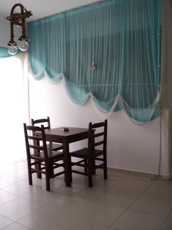 Vila Kosteli Himarë Habitación foto