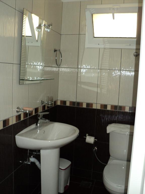 Vila Kosteli Himarë Habitación foto
