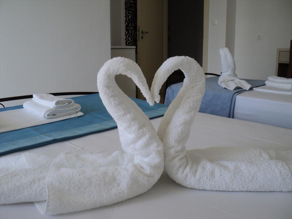 Vila Kosteli Himarë Habitación foto